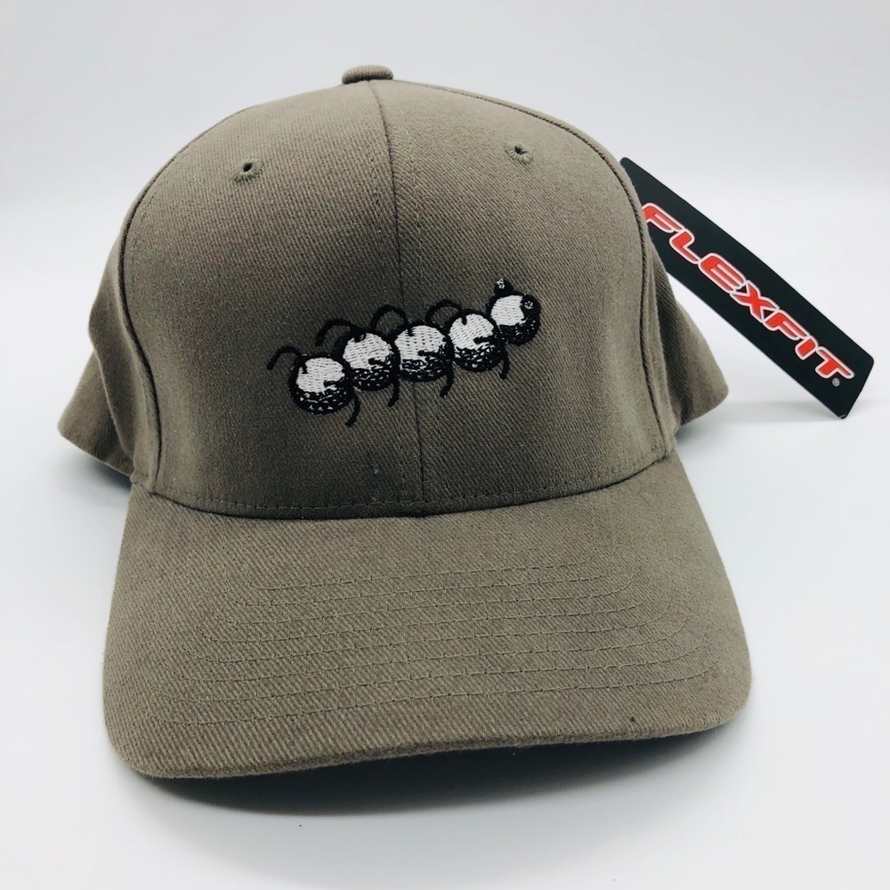 CRAWLERS MENS BEIGE HAT SIZE S-M NWT FLEX FIT